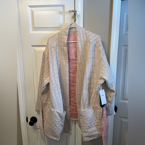 Nike Sweaters - ⭐️NEW WITH TAGS⭐️ PLUS SIZE Nike yoga reversible wrap cardigan size 2X